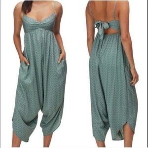 Patagonia Lost Wildflower Jumpsuit size small